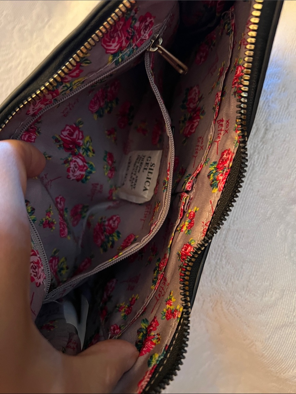 Betsey Johnson floral and snakeskin print shoulder bag- small - Picture 5 of 6